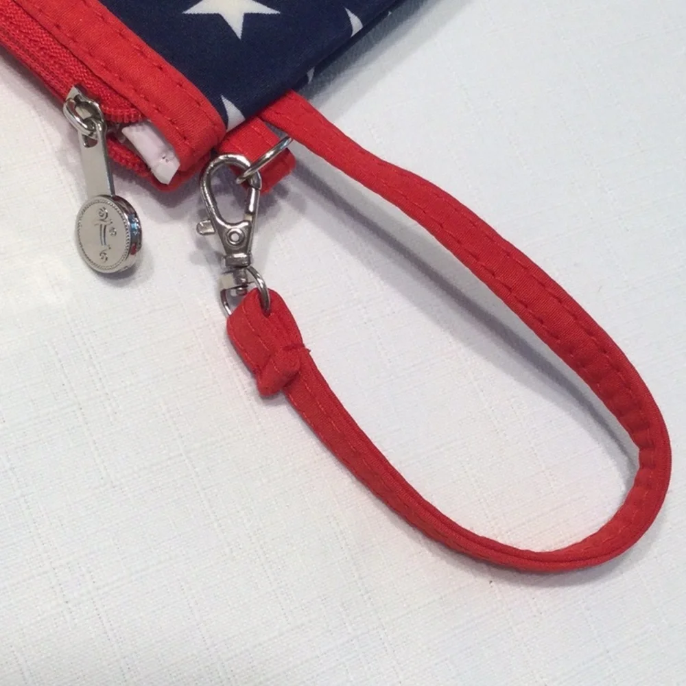 thirty-one Initials, inc. USA Lined Wristlet​